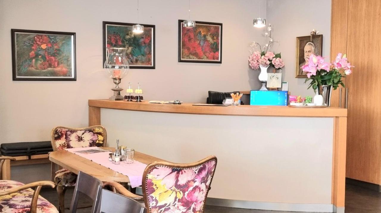 Hotel Meyer Bergheim  Extérieur photo