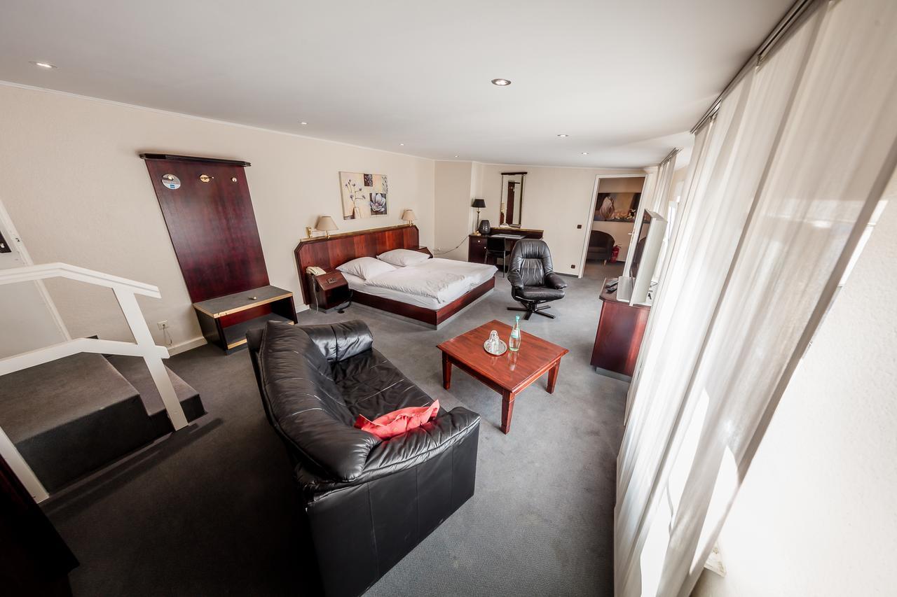 Hotel Meyer Bergheim  Extérieur photo